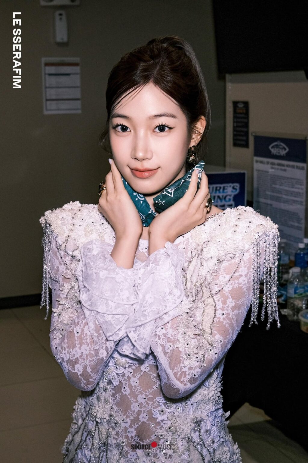 250902 Le Sserafim - 2025 Le Sserafim Tour "Easy Crazy Hot" في آسيا (رسم صور - Kazuha)