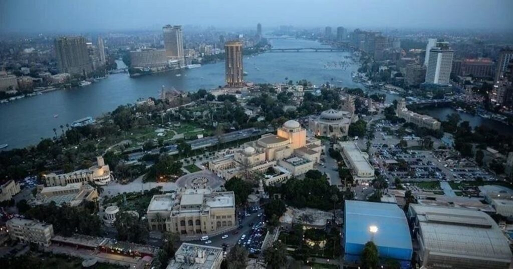 ما وراء بيع قطعة من “قلب القاهرة” لتحالف سعودي إماراتي … ما وراء بيع قطعة من "قلب القاهرة" لتحالف سعودي إماراتي ...