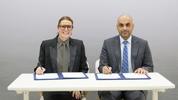 «غرف دبي» و«غرفة ولاية فكتوريا» الأسترالية توقعان مذكرة تفاهم «غرف دبي» و«غرفة ولاية فكتوريا» الأسترالية توقعان مذكرة تفاهم