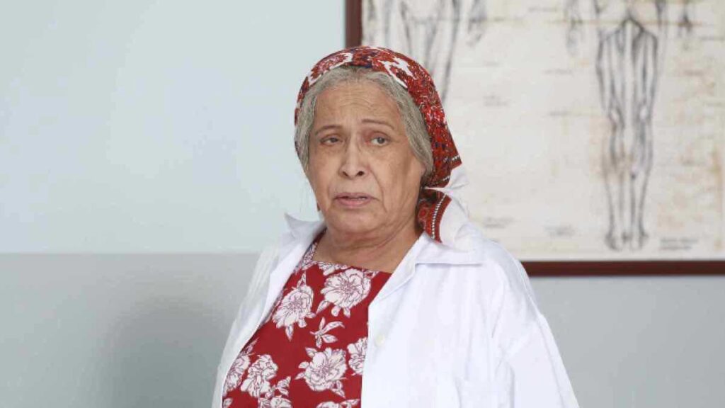 فتاة "محظوظة" تعثر على ماسة نادرة في حديقة مجوهرات (صور)