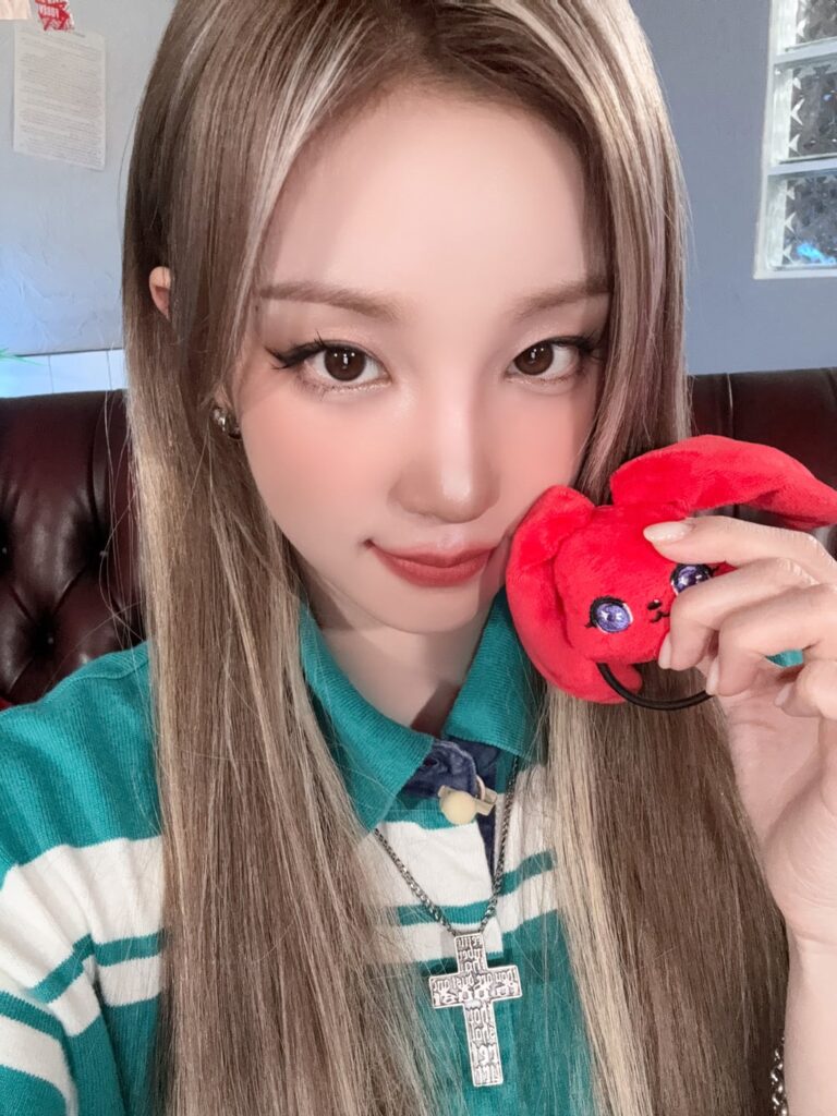 250916 التحديث الرسمي - Yuqi 1st Single [Motivation] عودة مباشرة