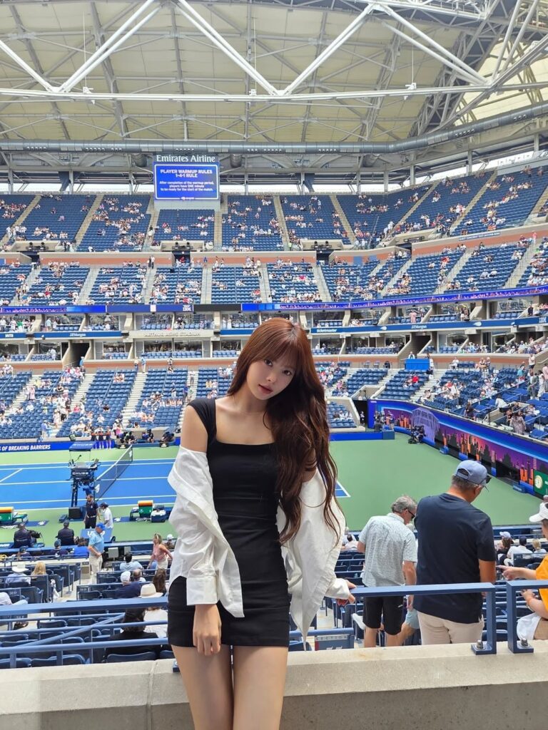 250906 تحديث Hong Eunchae Instagram