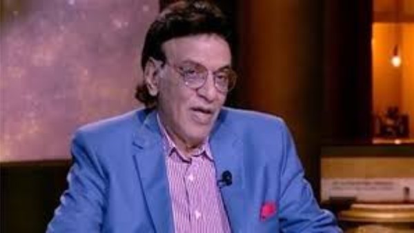 رضا حامد يوضح حقيقة انسحابه من مسرحية بودي جارد مع الزعيم عادل إمام