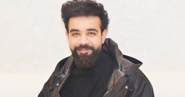 عبدالعزيز لويس… يطلق ألبومه ‘الأول’ منتصف الشهر عبدالعزيز لويس... يطلق ألبومه 'الأول' منتصف الشهر