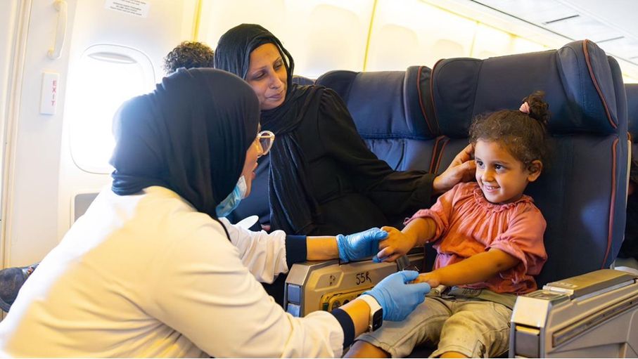 الإمارات تخلي 119 مريضا ومصابا غزيا لعلاجهم بمستشفياتها… الإمارات تخلي 119 مريضا ومصابا غزيا لعلاجهم بمستشفياتها...