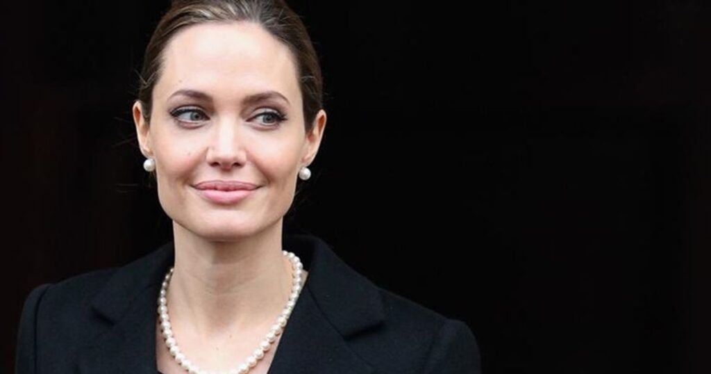 أنجلينا جولي تعبّر عن قلقها بشأن حرية التعبير في … أنجلينا جولي تعبّر عن قلقها بشأن حرية التعبير في ...