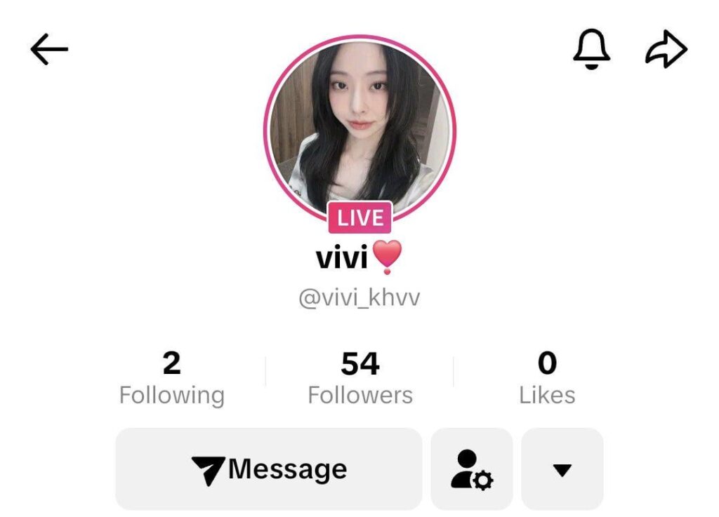 فتحت Vivi (Loona / Loossemble) حساب Tiktok شخصي