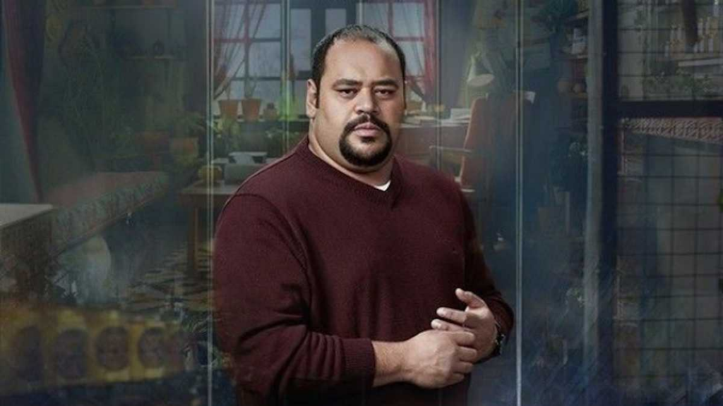 انتصار للموهبة.. تكريم محمد ممدوح في الغردقة يحظى بتفاعل واسع اكتشاف هجين نادر بين طائري "القيق" الأزرق والأخضر