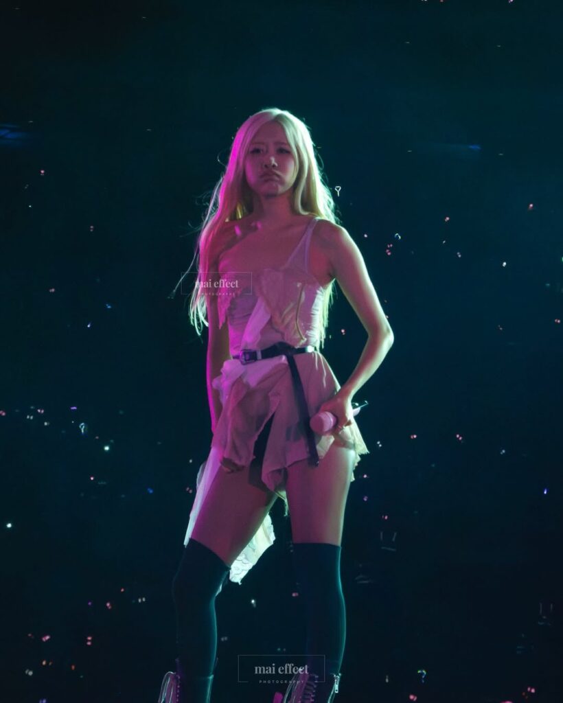 جولة rosé @ World