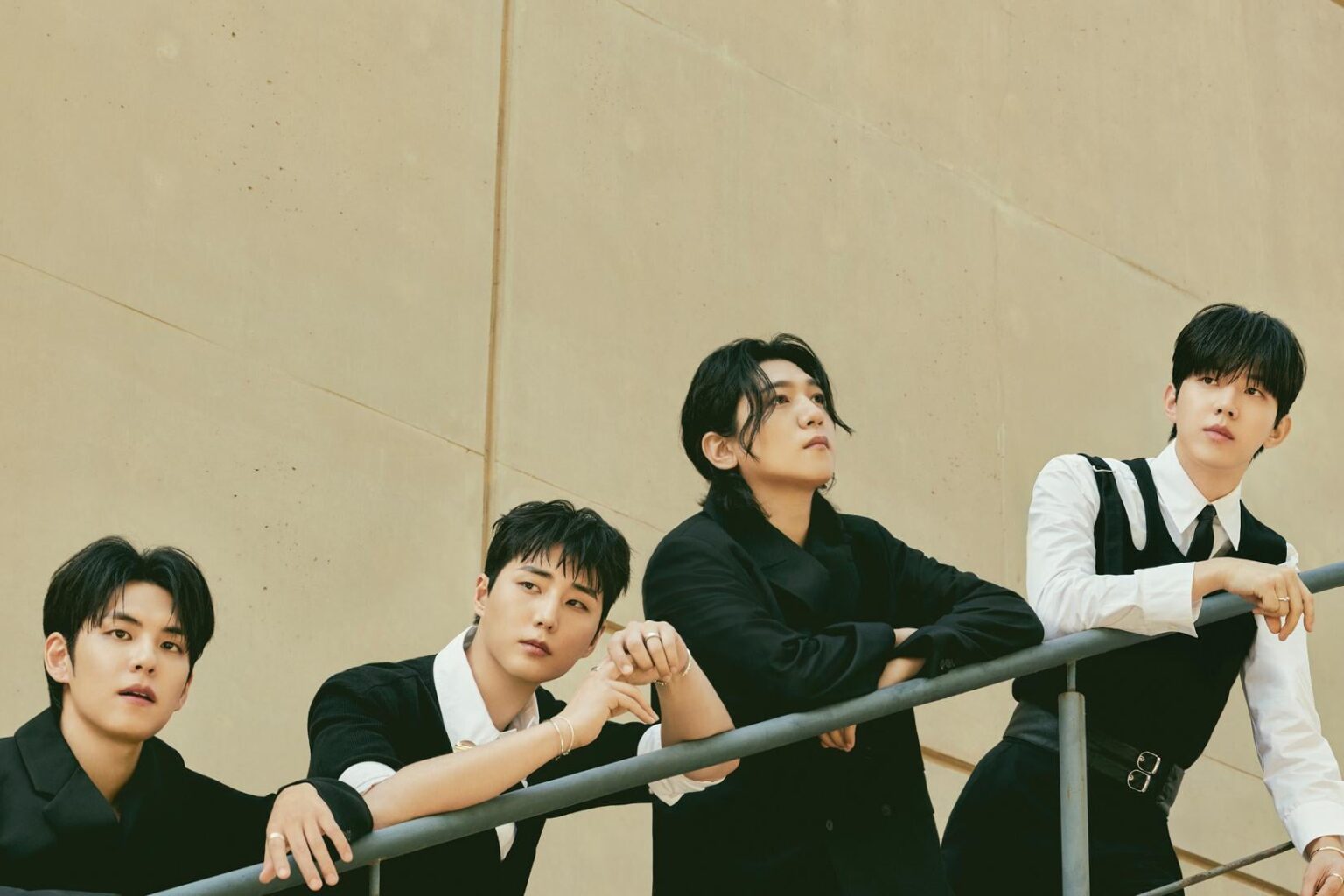 Day6 يقوم بتجديد العقود مع JYP Entertainment قبل الذكرى العاشرة