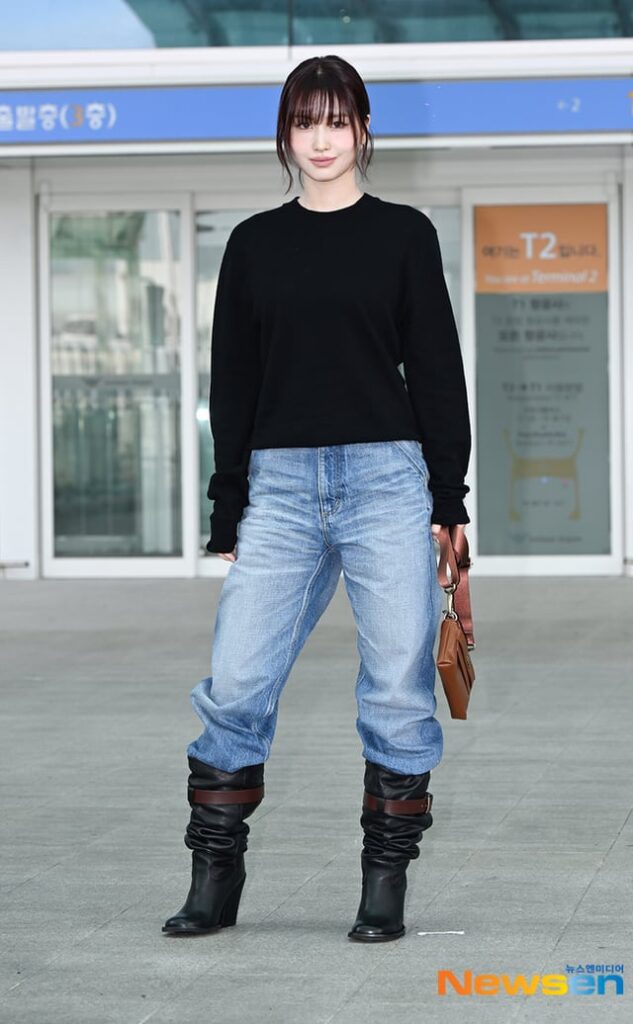 250923 تحديث الموقع الأخري - مومو متجه إلى أسبوع الموضة في ميلانو لعرض Onitsuka Tiger