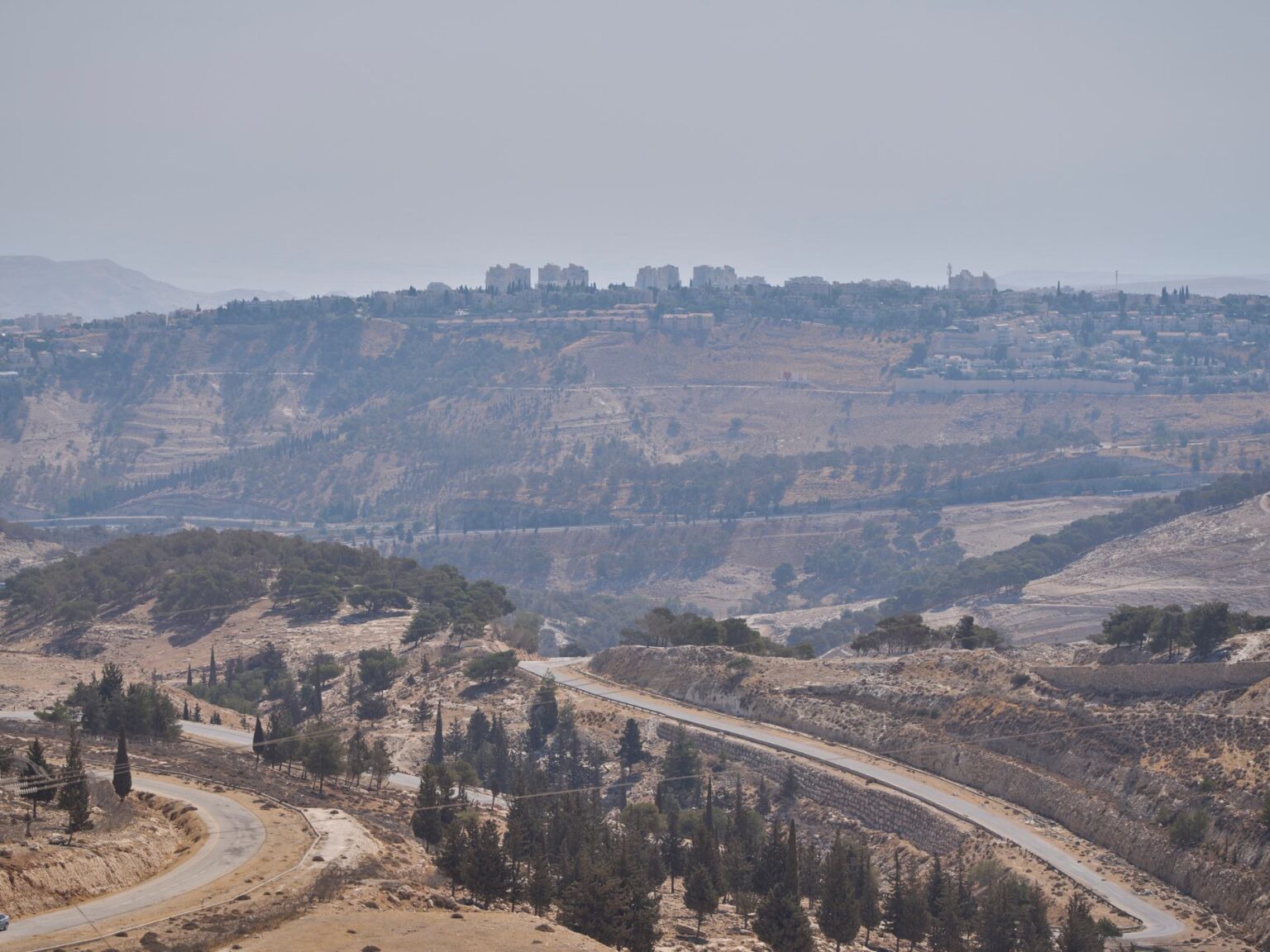 نتنياهو يوقع مخططا استيطانيا يعزل القدس ويتعهد بمنع قيام دولة فلسطينية | أخبار