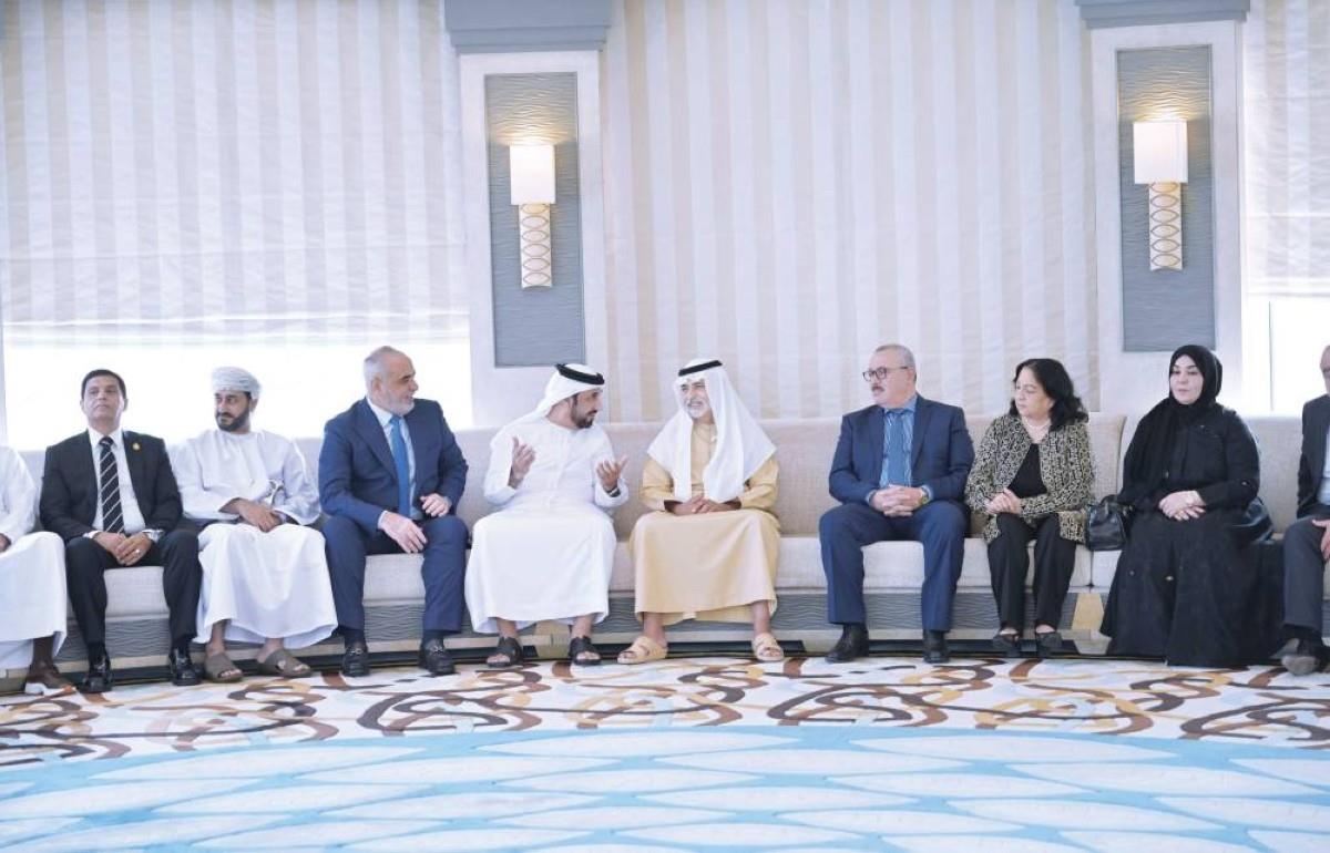 نهيان بن مبارك : حريصون على التعاون مع المؤسسات العربية