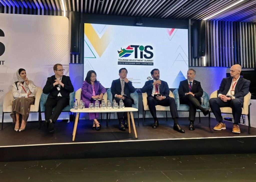 الإمارات تشارك فيقمة الاستثمار السياحي الأفريقية بجنوب أفريقيا