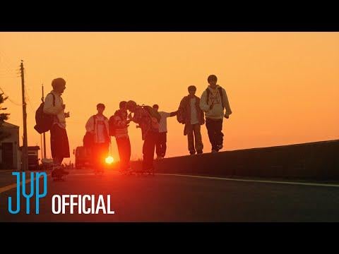 Kickflip -أول أغنية تغني (أغنية الحب الأولى)