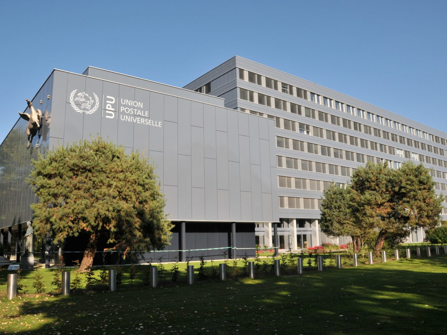 88 شركة بريد تعلق خدماتها مع أميركا بسبب الرسوم الجمركية | أخبار اقتصاد