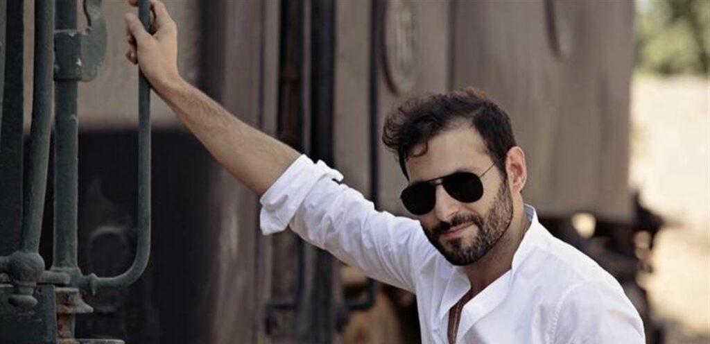 شعر بدوار والمذيعة اعتقدت انه يمزح.. شاهدوا ماذا حصل مع فنان مباشرة على الهواء (فيديو) Doc-P-1413492-638927482712024467.jpeg