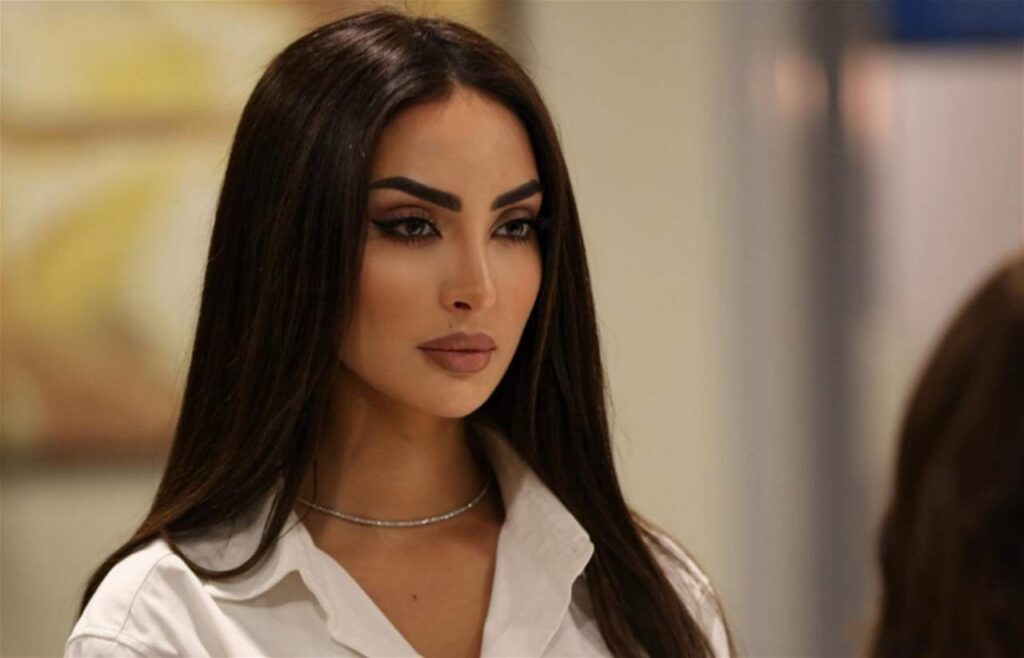 نور الغندور تكشف تخلّيها عن شخصية "مزعجة": "كانت تكركب حياتي"