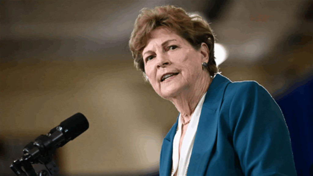 "خطوات حرفية يقوم بها الجيش".. مواقف للسيناتور جين شاهين خلال لقائها الرئيس عون