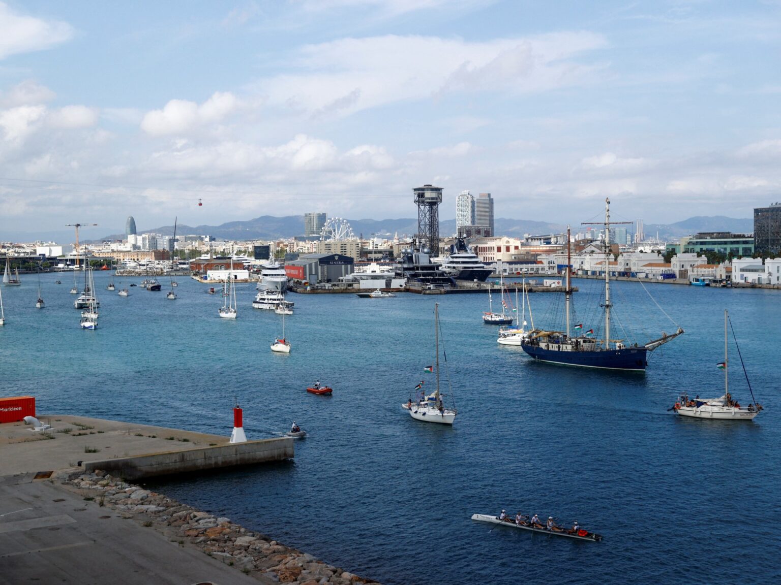 ساراندون وثونبرغ وكانينغهام يبحرون نحو غزة ويشاركون في "أسطول الصمود العالمي" | فن