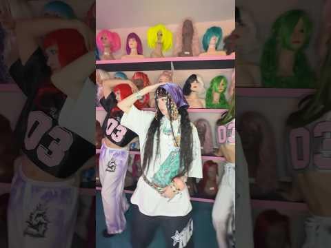 250924 بصراحة ، من الذي تحاول السيطرة عليه؟