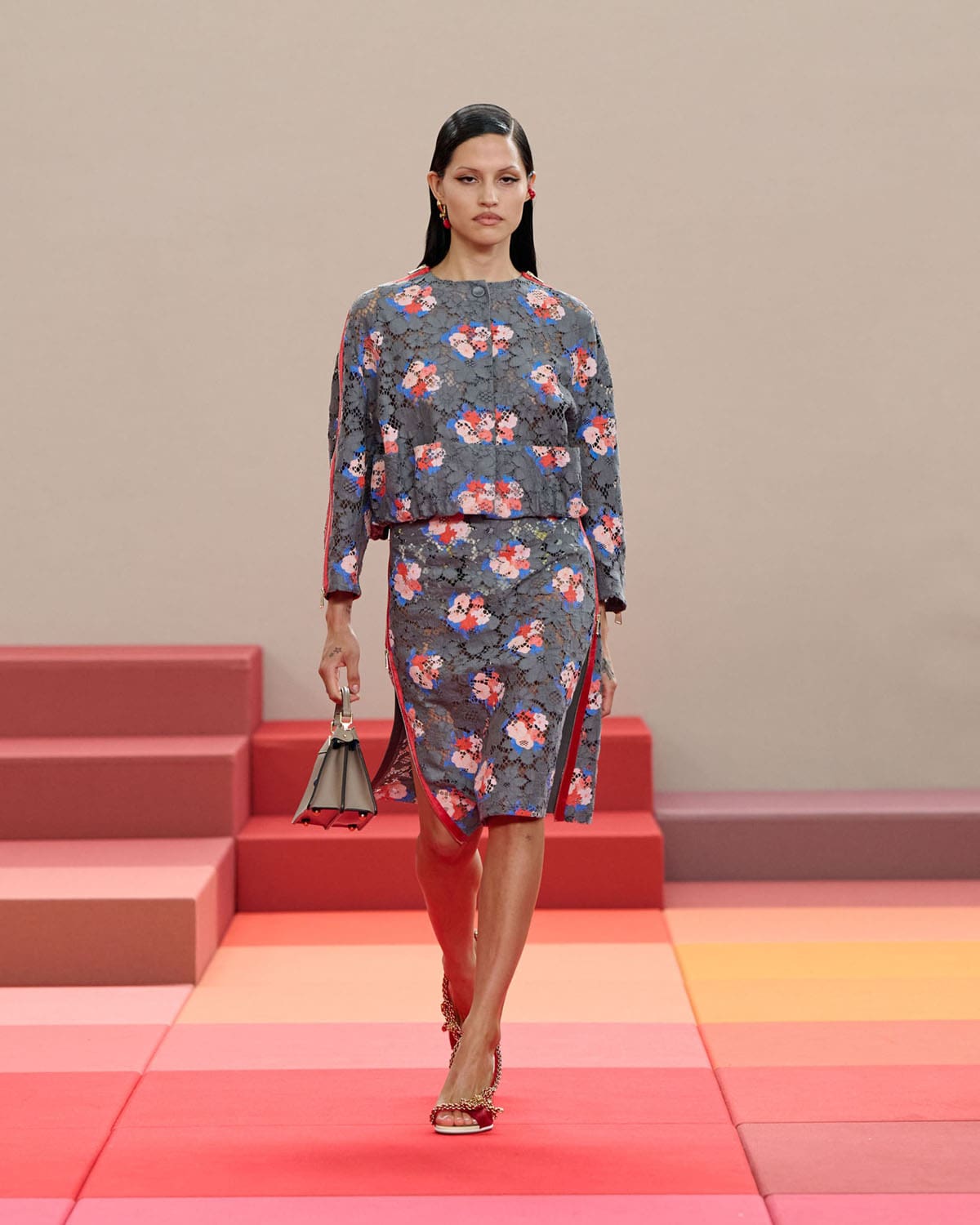 مجموعة فندي الأزياء الجاهزة لربيع وصيف 2026 (إنستغرام) 