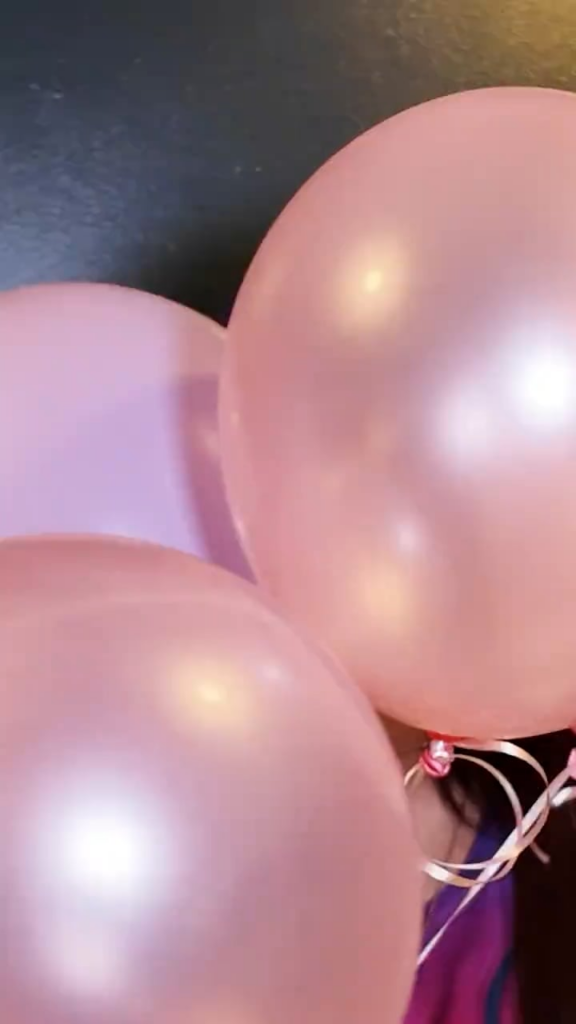 250913 تحديث Le Sserafim Tiktok مع Huh Yunjin - المدينة التالية هي ... San Francisco 💖