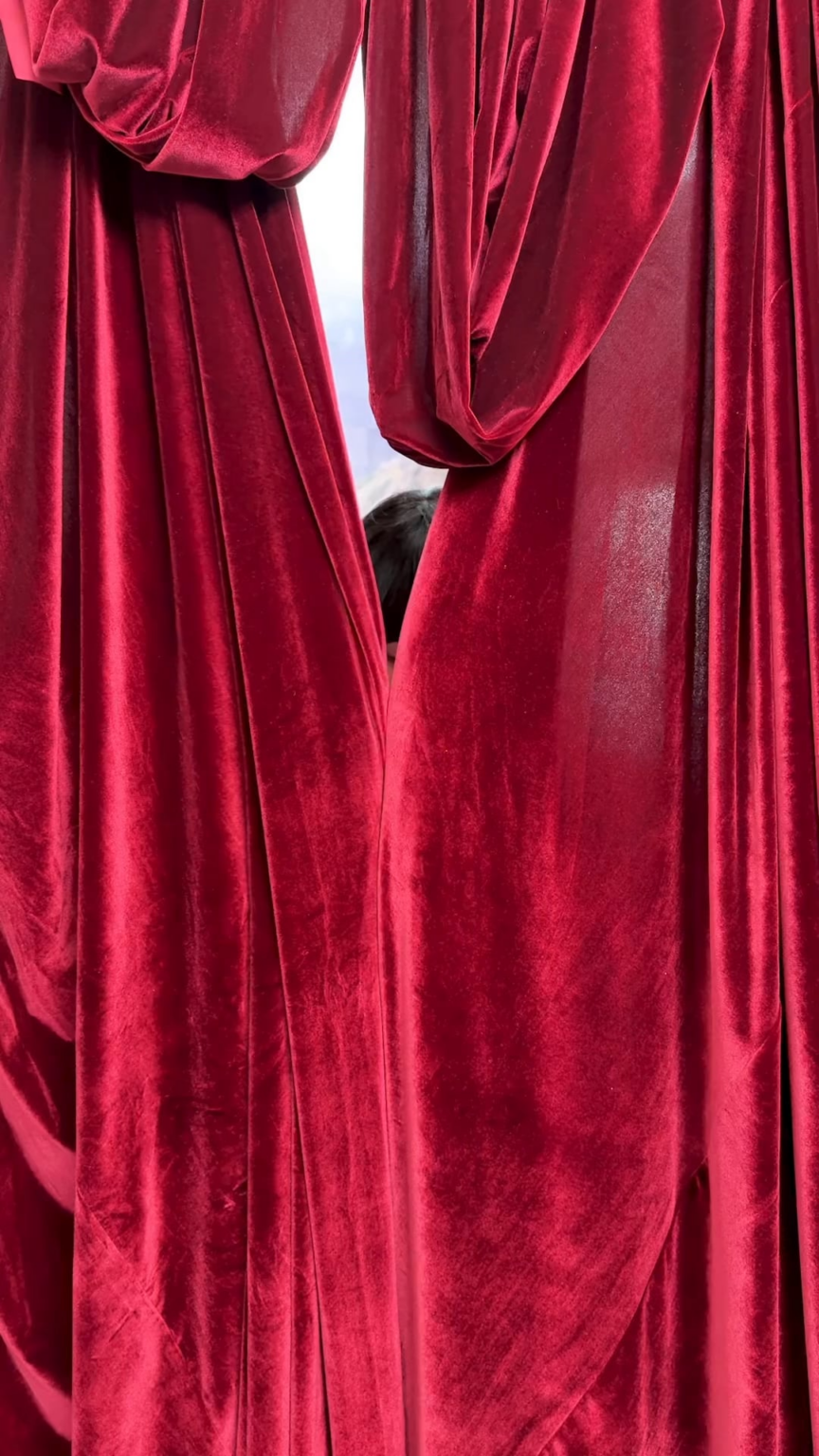 250915 تحديث Tiktok مع Chaeyoung - نظرة خاطفة على الحب 🐯