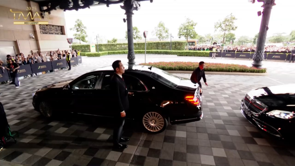 250920 AESPA - Red Carpet @ 2025 جوائز الموسيقى حقيقة