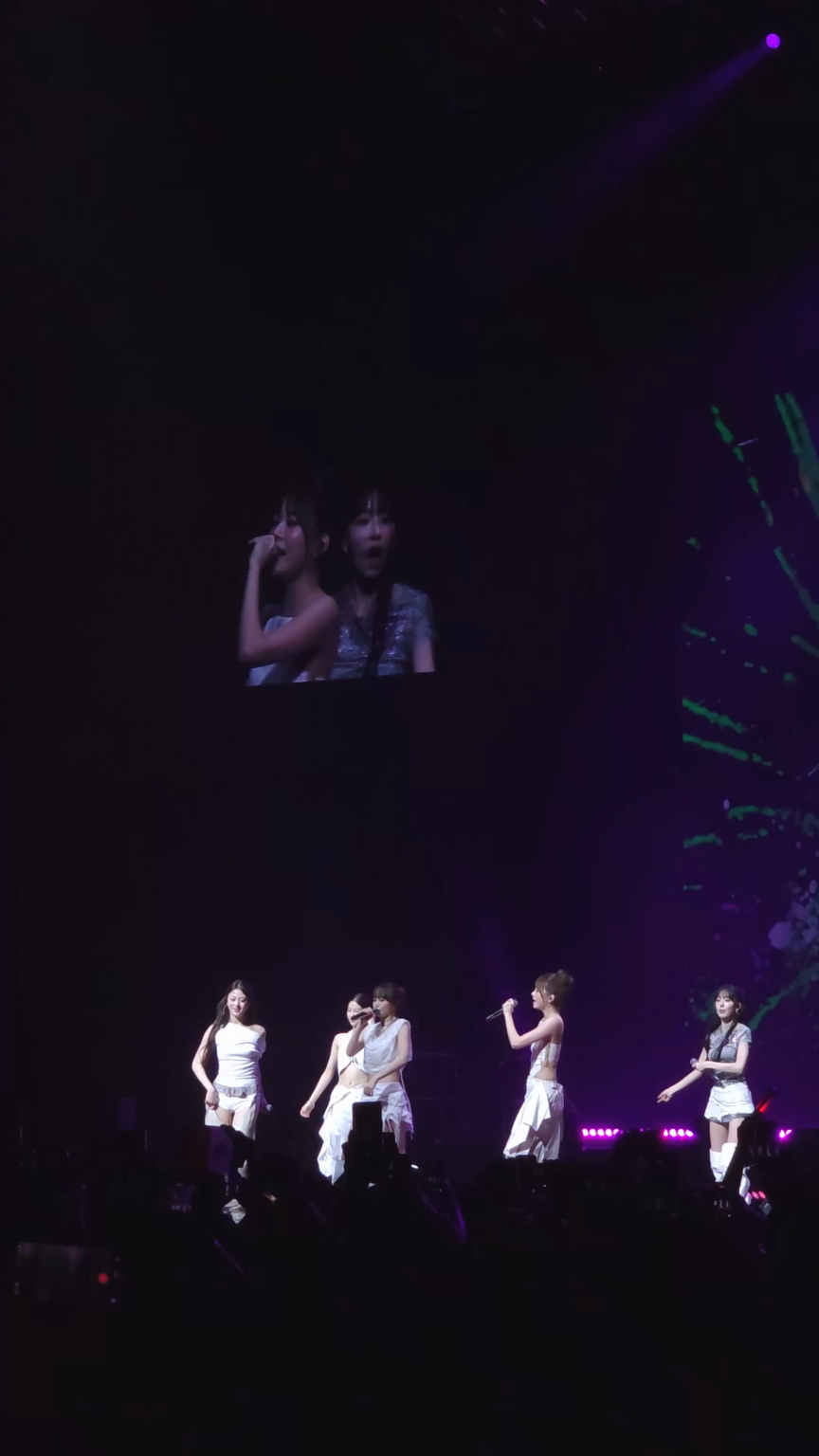 250924 le sserafim tiktok update - gracias ❥ otaco bestie🌮 @ 2025 le sserafim tour 'Easy Crazy Hot' in Mexico City