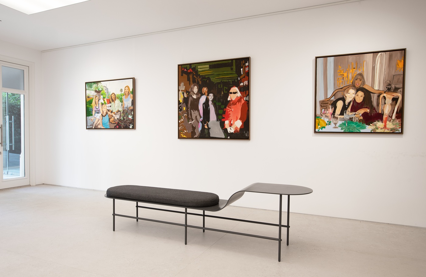 جانب من معرض فاليري غصيني في “وادي 99 آرت“. (المنظمون)