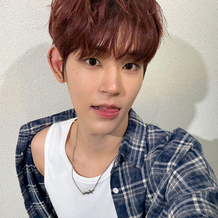 افتتح Seowon (Nine.i ، Boys Planet ، Boys II Planet) حساب Tiktok الشخصي وقناة YouTube