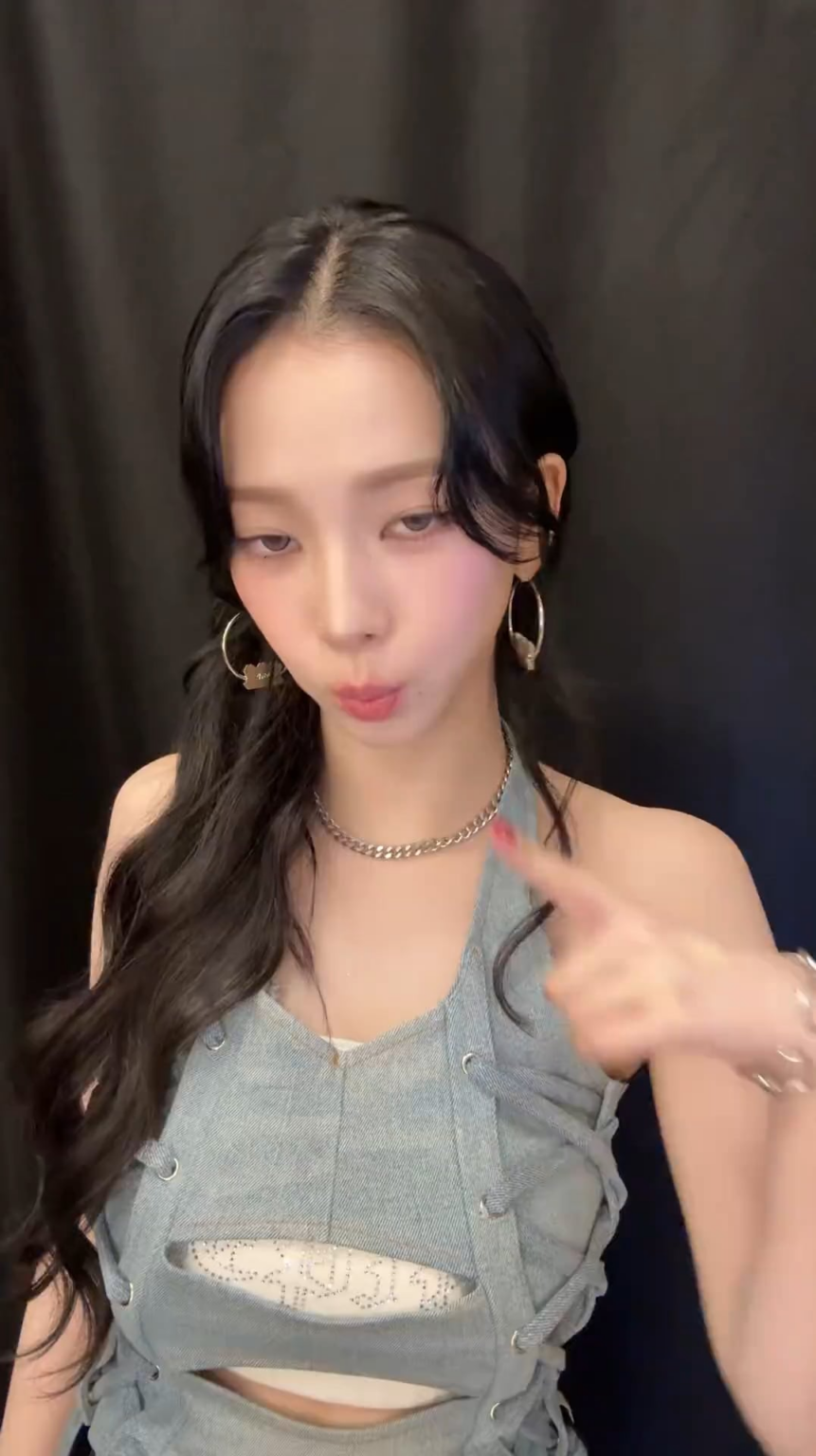 250908 تحديث AESPA DOUYIN - 👊💘𖦹 ° ‧✿˖ °