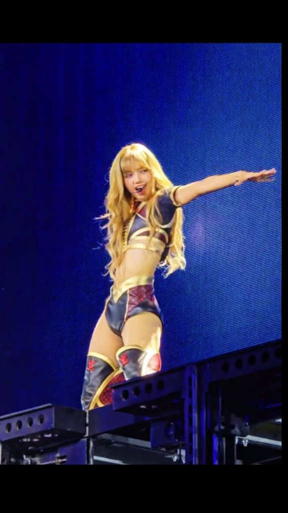 جولة العالم في ليزا (لوس أنجلوس)