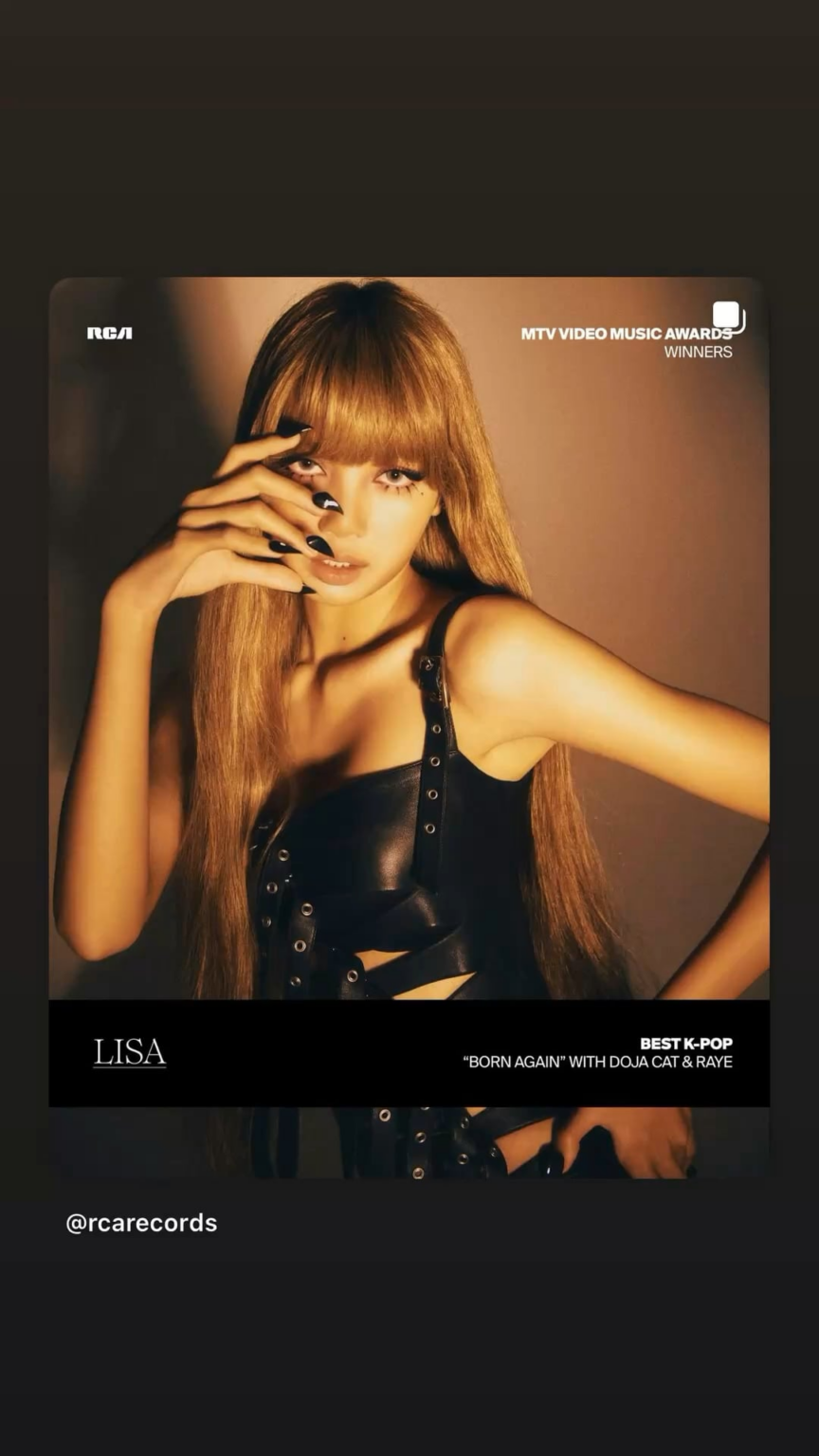 250910 ليزا (Lloud) تحديث قصة IG