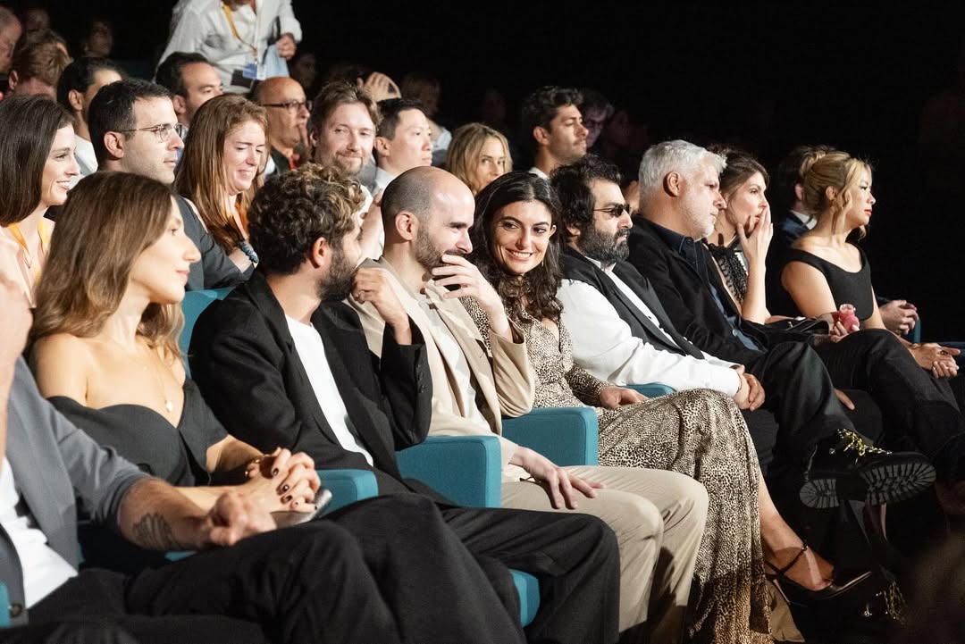 المخرجة اللبنانية مونيا عقل في مهرجان البندقية (إنستغرام).