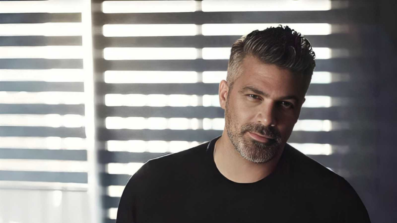 "عبث بالسلاح".. يمنية تفقد حياتها على يد طفلها