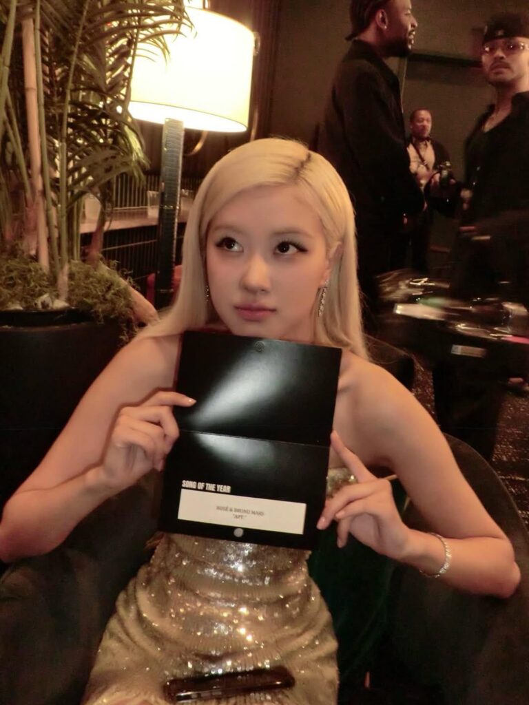 250908 تحديث Rosé IG