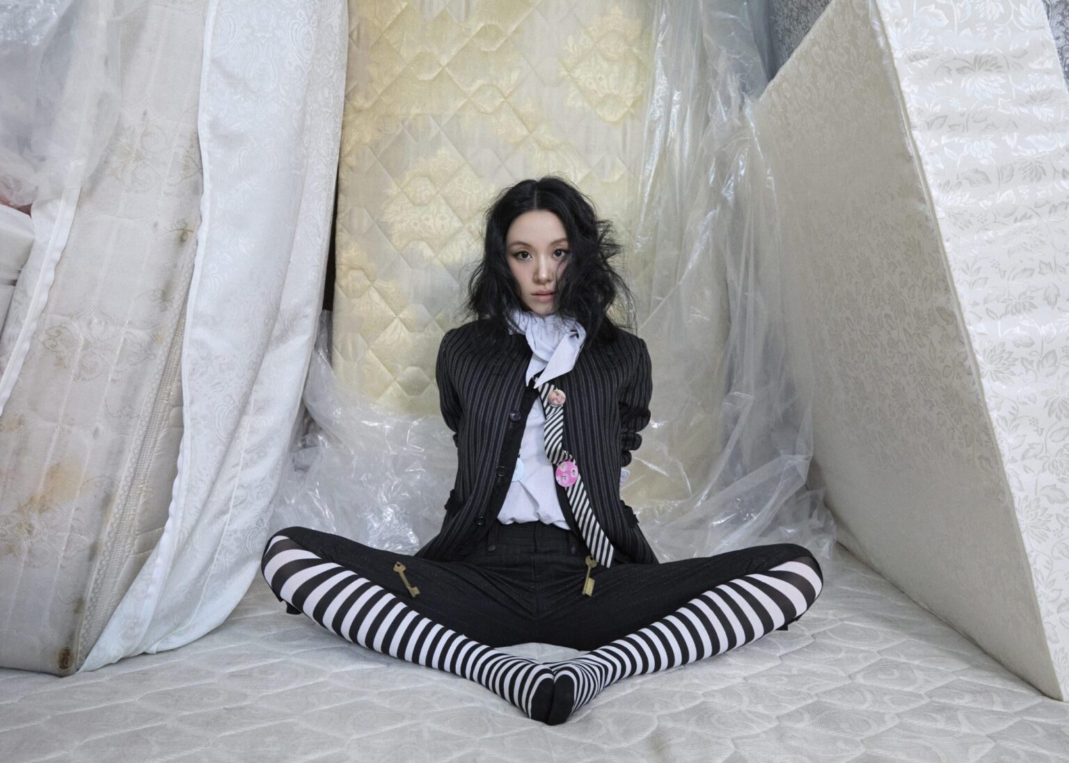 250912 - مجلة العجائب: تشايونج (إعادة) تقدم نفسها