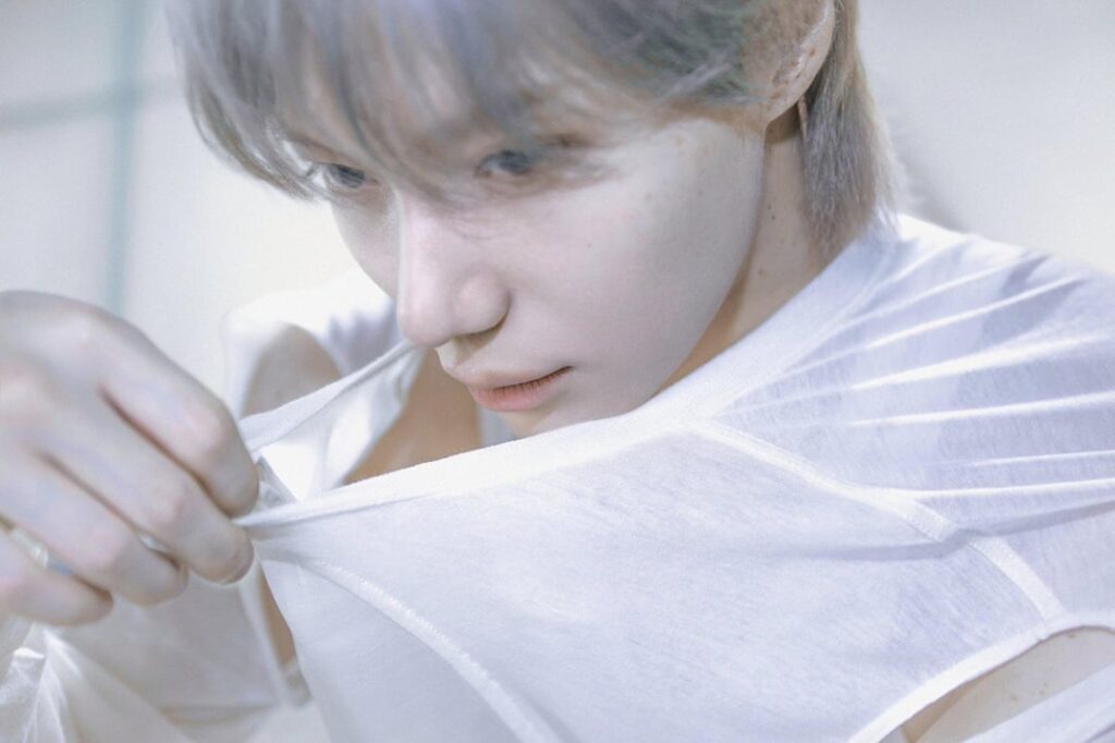 Taemin (Shinee) - أغنية رقمية خاصة: Veil (صورة مفهوم - Pale Ver.)