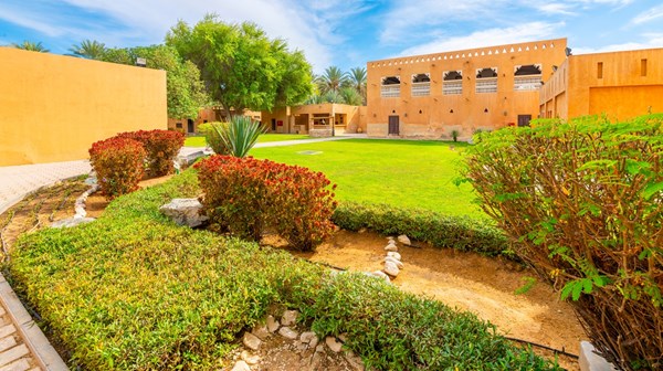 «العين: واحة تنبض بالحياة».. تحديات ومغامرات آسرة