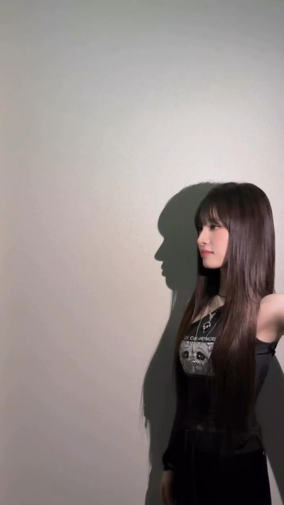 250907 ive تحديث Tiktok الرسمي مع Liz - onli (z) أنت ࿐ྂ💋