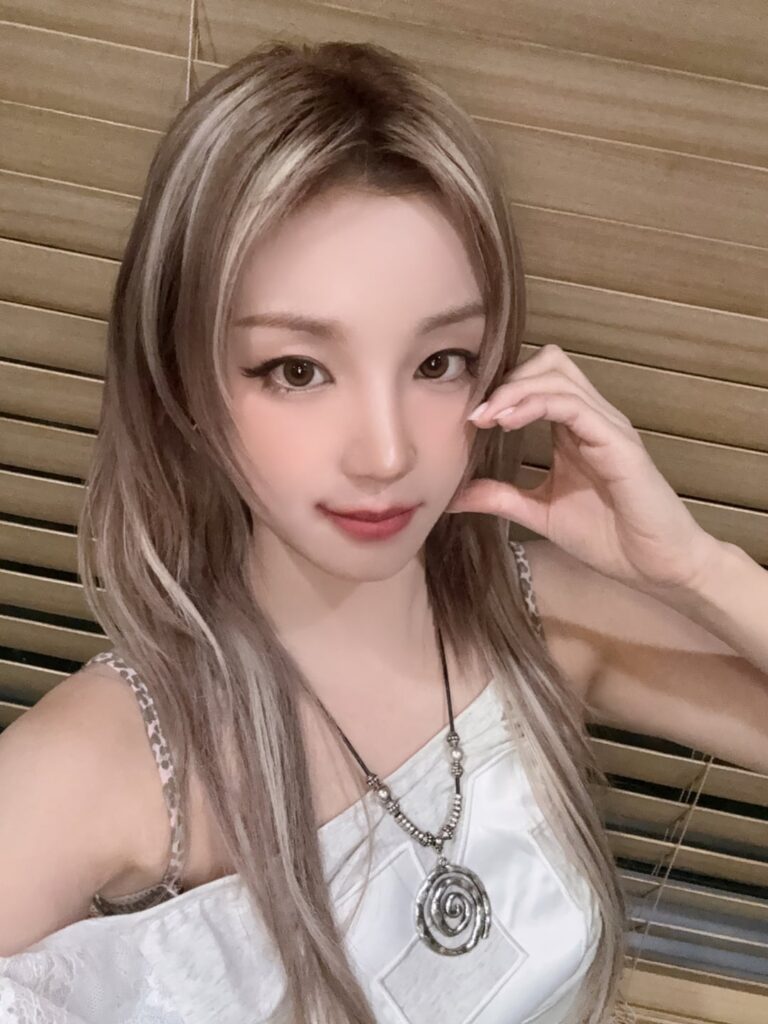 250918 التحديث الرسمي - Yuqi على Wendy's Youngstreet