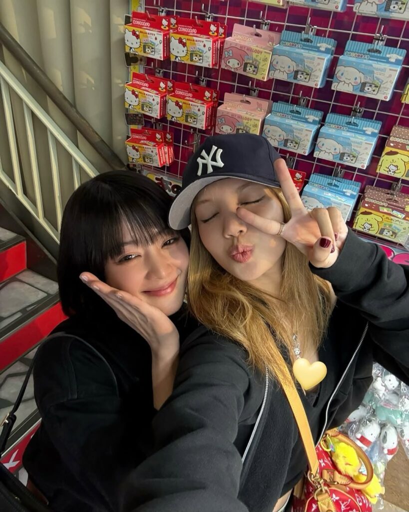 250908 I-ldle Minnie IG Update w/ lisa