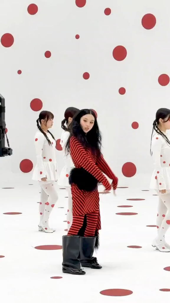 250917 تحديث Tiktok مع Chaeyoung - تبادل لاطلاق النار من My💘