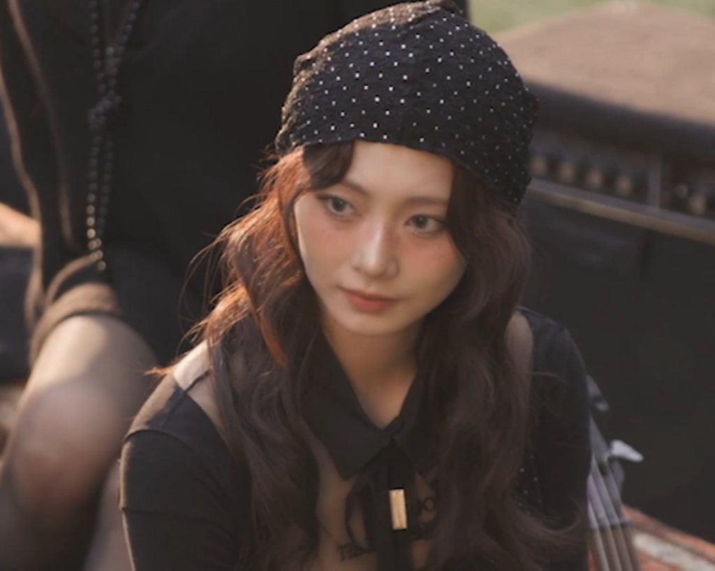 250827 - من Tzuyu إلى Jeongyeon