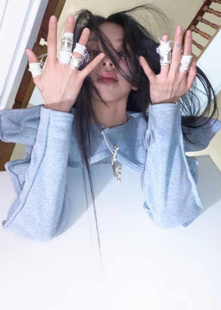 250905 Chaeyoung الألبوم الأول "Lil Fantasy Vol.1" 𝑪𝑯𝑨𝑬𝒀𝑶𝑼𝑵𝑮 𝒊𝒏 𝒚𝒐𝒖𝒓 #3