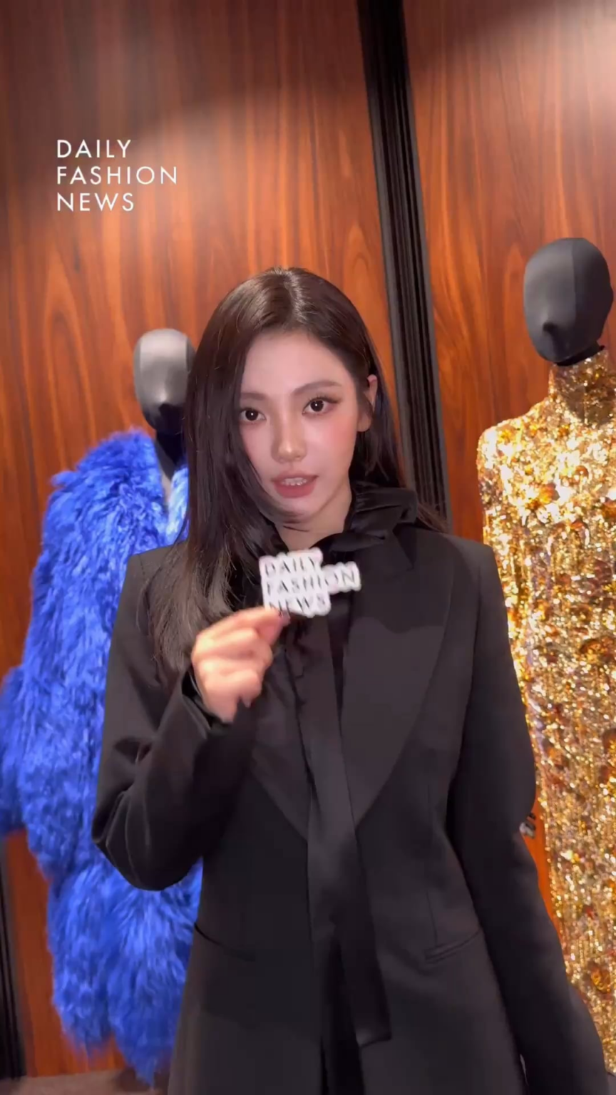 250930 Dailyfashion_News Instagram Update مع متجر Ningning @ Gucci Cheongdam Flasgship