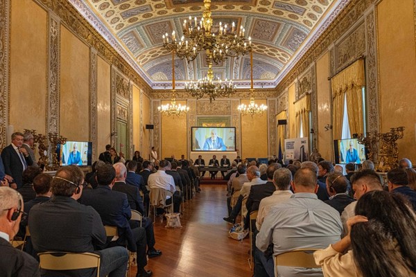 10% نمو الشركات الإيطالية المسجلة بـ «دبي للسلع» خلال 12 شهراً