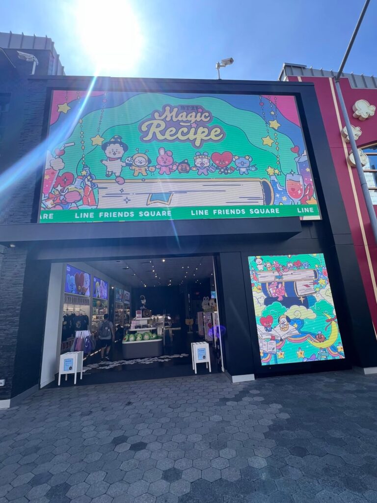 Line Friends Square- Universal City Walk & Hollywood